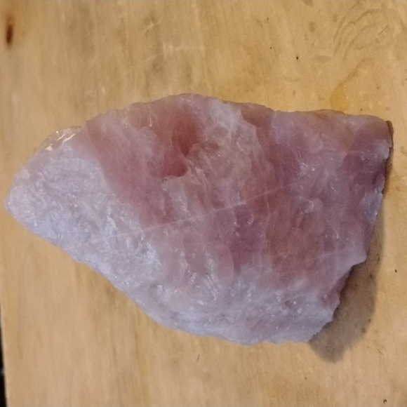 Raspberry Madagascar rose quartz - Picture 2 of 11